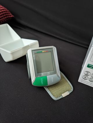 Tensiómetro de muñeca Medisana