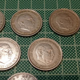 Monedas de 5 pesetas de Franco de 1957