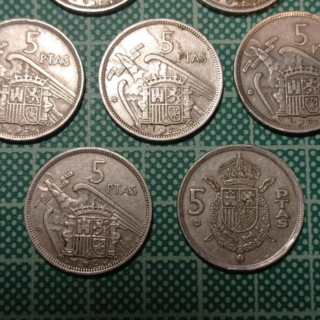 Monedas de 5 pesetas de Franco de 1957
