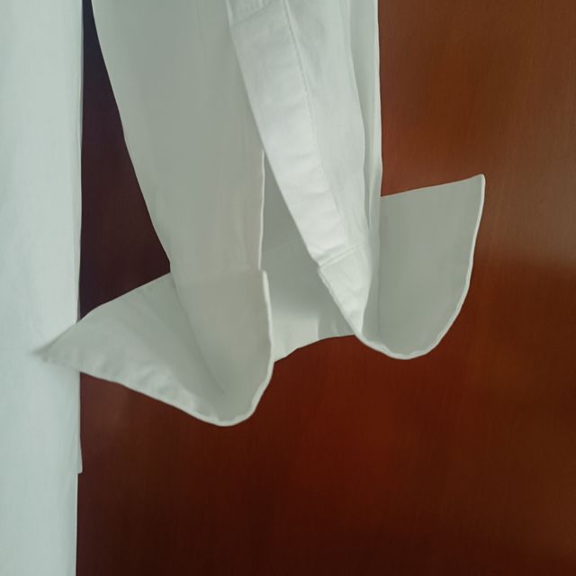 REBECA ARTESANAL  VESTIR