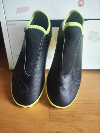 Botas fútbol Puma 34,5