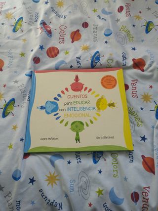 Cuentos para educar con inteligencia emocional: Los niños de colores (Emociones, valores y hábitos) (Spanish Edition)