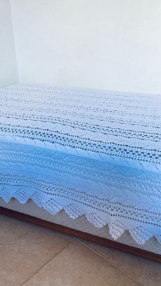 Colcha de ganchillo blanca para cama individual
