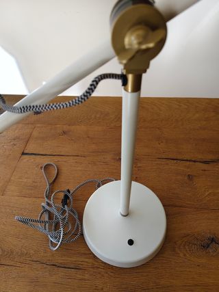 Lampara Ikea blanca