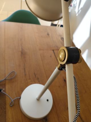 Lampara Ikea blanca