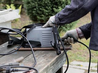 Trabajos de Pulir suelos y pintura