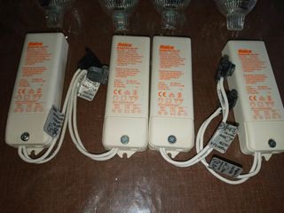 alimentatore, portalampada e lampada in kit.