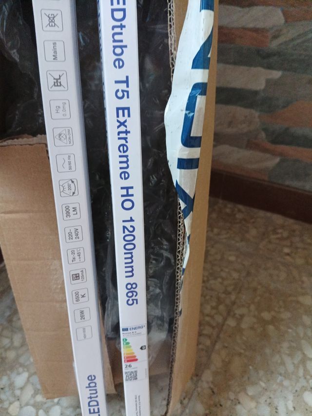 2 Tubos fluorescentes Noxion led Avant T5 865.