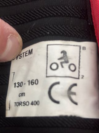 Vendo espaldera LEKI niño 130 a 160 cm