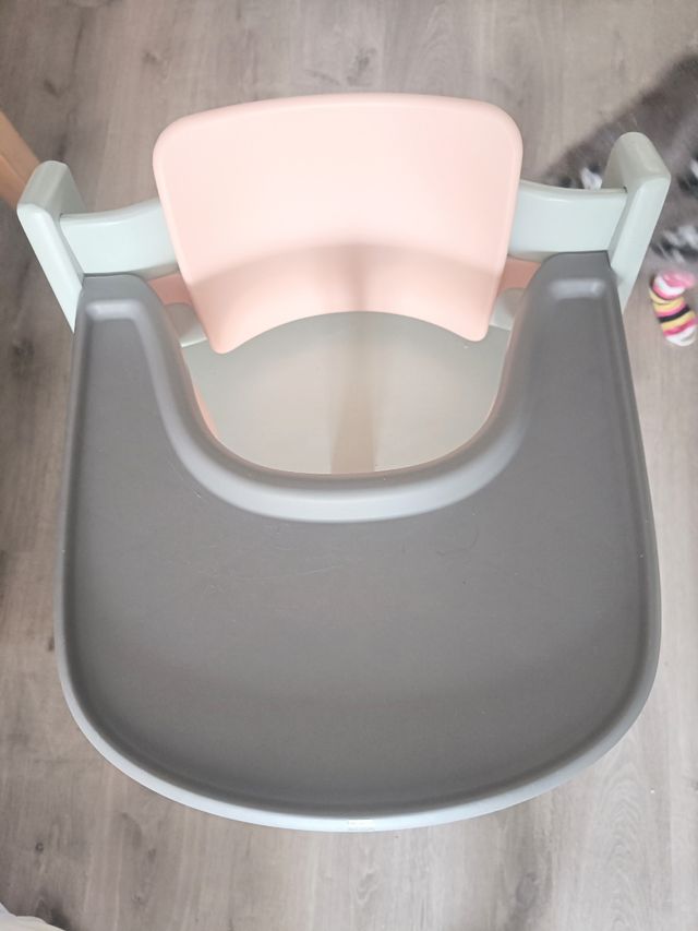 Bandeja trona Stokke gris