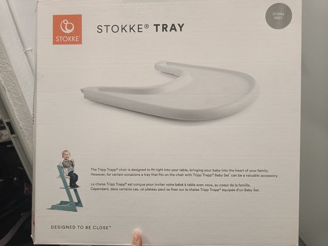 Bandeja trona Stokke gris