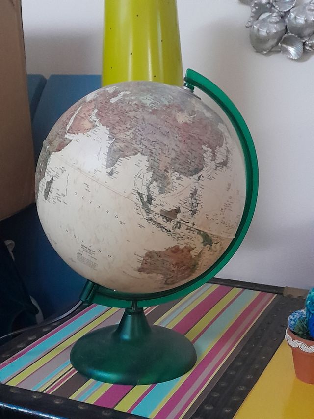 Mappamondo  luminoso