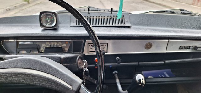 RENAULT 6 T.L 1977