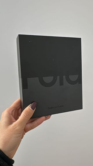 CAJA SAMSUNG Z FOLD 4 NEGRO 1 TB