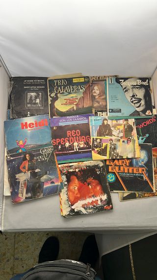 GRAN LOTE DE SINGLES ANTIGUOS