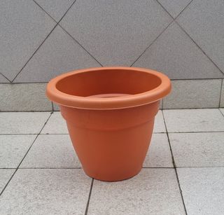 Maceta de plástico 40 cm