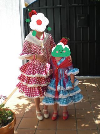 Traje de flamenca de niña corto