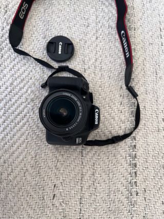 Canon EOS 1300D