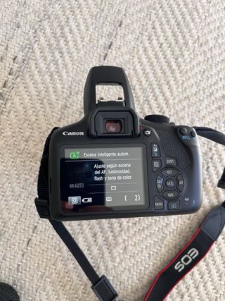 Canon EOS 1300D