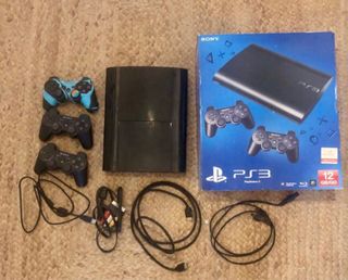 Lote Play Station 3 slim más juegos
