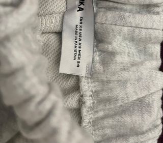 Pantalón de chandal gris Bershka