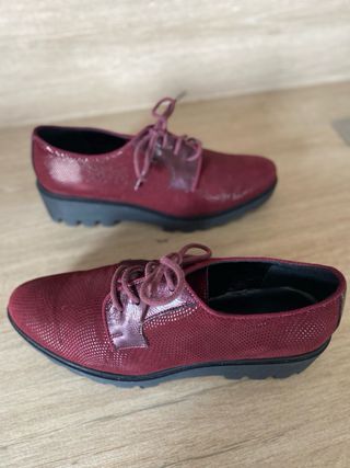 Zapato piel  n 38 burdeos