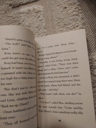 Penguin Pandemonium - Christmas Crackers (Awesome Animals)