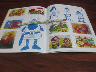 ALBUM CROMOS IMPRESOS HEROES WICKIE CROPAN. LEER.