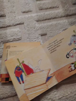 Gruñi se esconde (Spanish Edition)