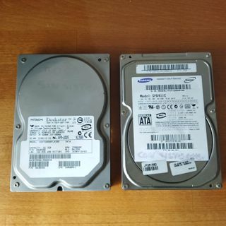 DOS DISCOS DUROS SERIAL ATA