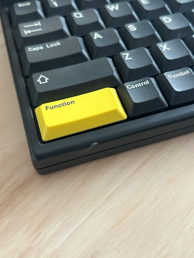 Amstrad Notepad NC100 con funda y manual