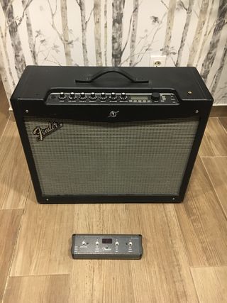 Amplificador fender mustang IV