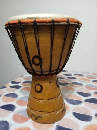 Djembe, tambor africano tradicional