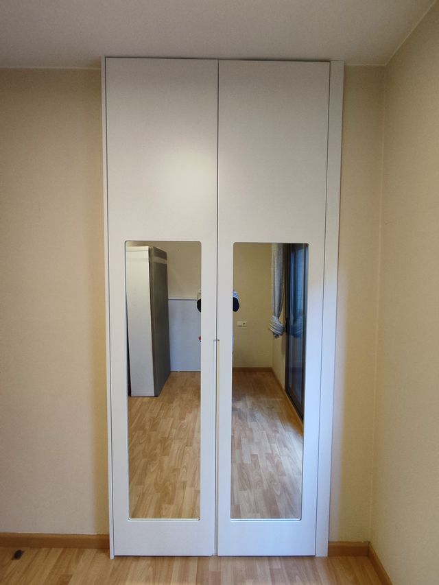 ARMARIOS A MEDIDA Y CARPINTERÍA · VALENCIA