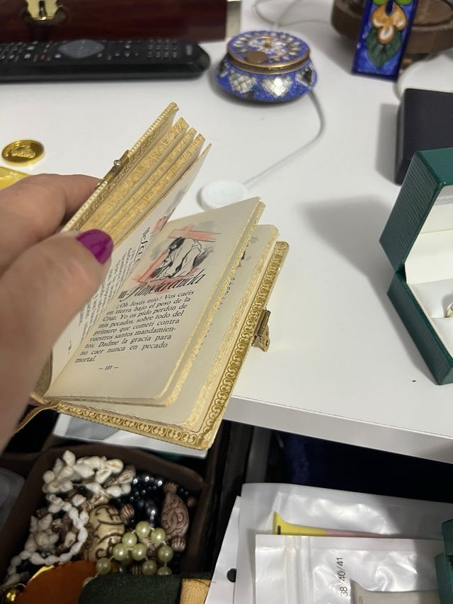 Libro de comunion Nacar . Nuevo