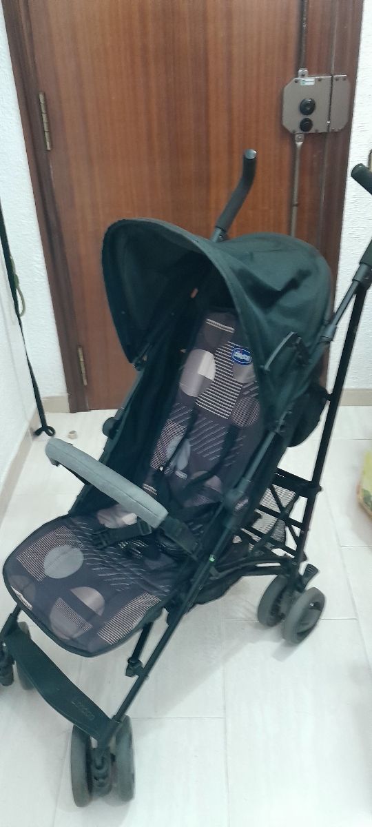 Carrito de paseo marca Chicco