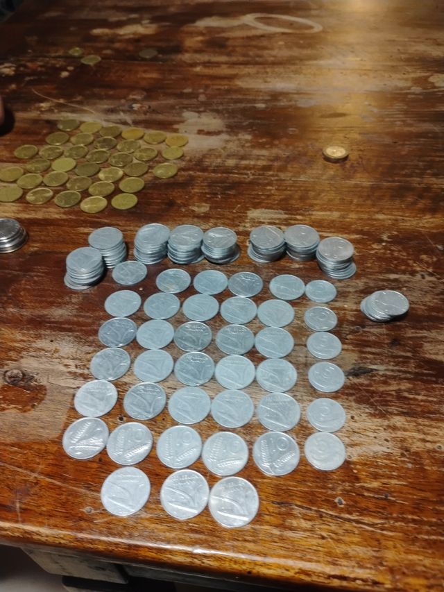 Vendo lotto di 10 20 e 5 lire 110 da 10 lire 30 da