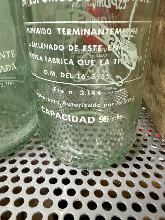 Botellas de gaseosa
