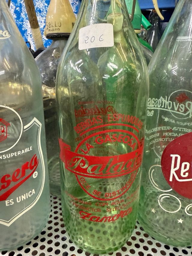 Botellas de gaseosa