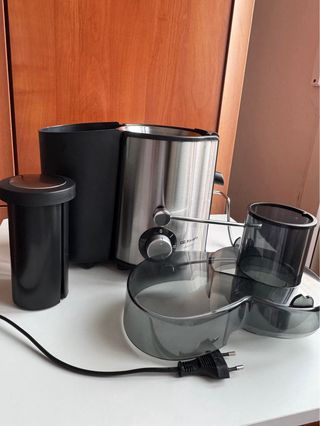 Extractor de zumo Orbegozo como nuevo acero inox