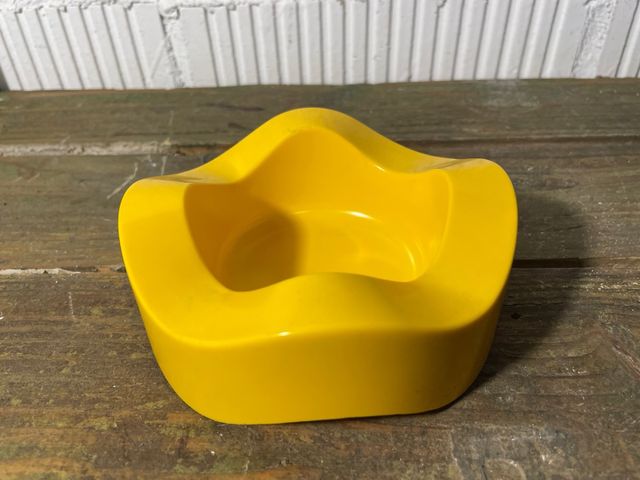 CENICERO HELIT AMARILLO. SPACEAGE ALEMÁN AÑOS 60.