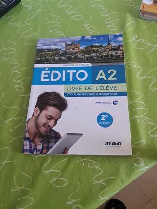 2 Libro frances A1