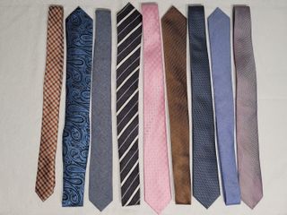 Vendo 9 corbatas de varias marcas punteras