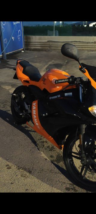 YAMAHA TZR