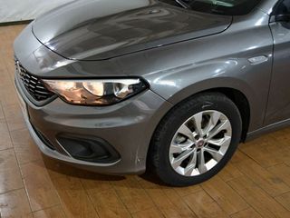 Fiat Tipo 1.6 Lounge 88kW (120CV) diesel Mjet 5p.