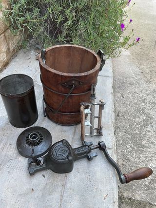 Antico frigorifero americano KFC 1