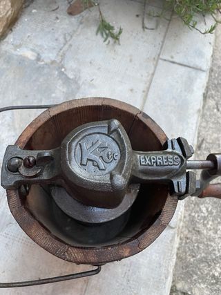 Antico frigorifero americano KFC 1