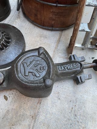 Antico frigorifero americano KFC 1