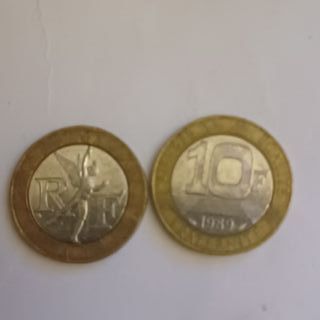 10 francos