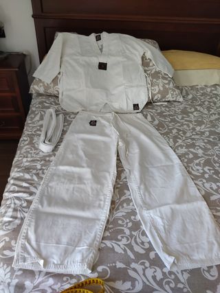 Kimono taekwondo 